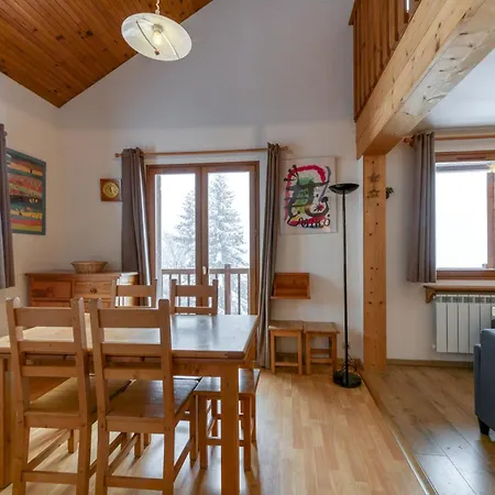Apartment Souveraine 3 *